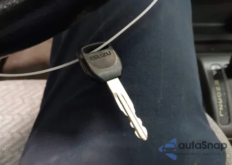 1998 Isuzu Rodeo Ls/S z USA, uszkodzony, nr VIN 4S2CM58W7W4345880